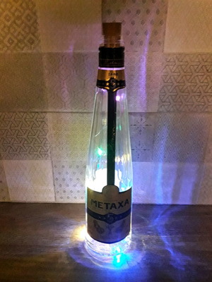 Φωτιστικό από μπουκάλι Metaxa με led καινούργιο