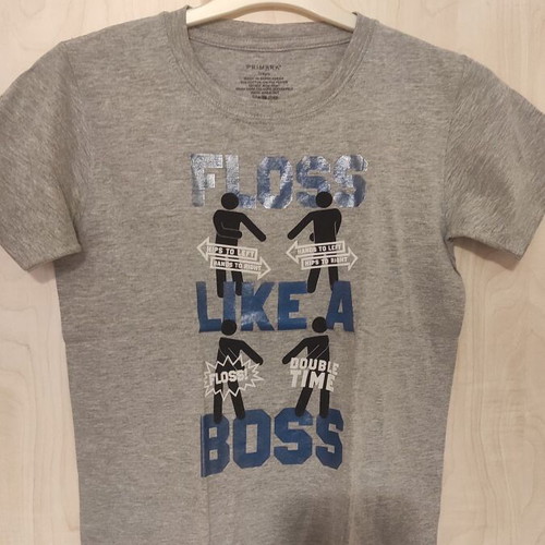 Boys' t-shirt 7-8 years like new, grey