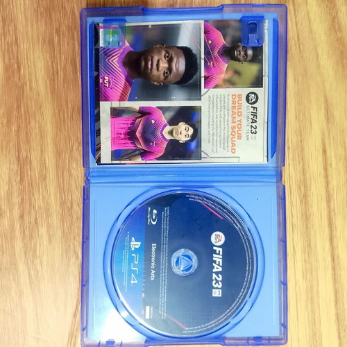 FIFA 23 PS4 game, complete with case and disc