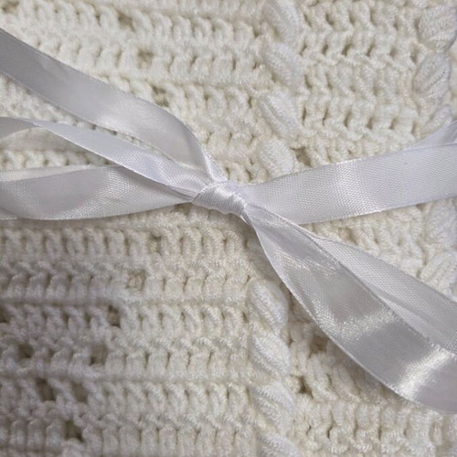 Baby blanket new, hand-knitted