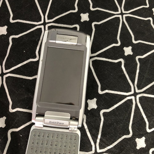 Sony Ericsson P910i collectible retro phone used