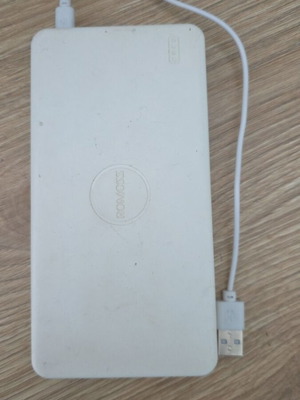 Romoss 20,000mAh powerbank like new with 2 USB ports