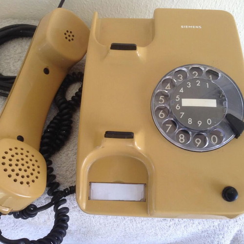 Siemens phone used, mustard color, working