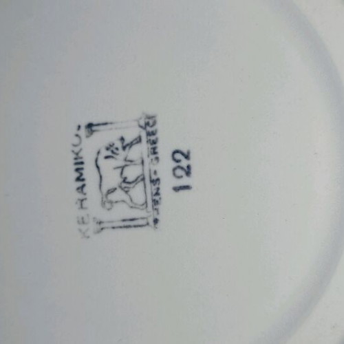 White cups and saucers set of 6 cups and 4 saucers used