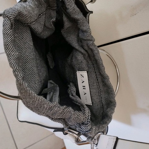 Zara white bag used with detachable strap and metal handles