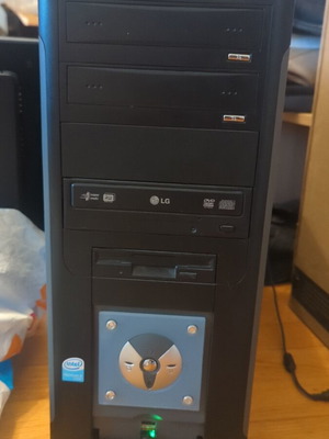 Πύργος υπολογιστή Intel Pentium 4 524 μεταχειρισμένος με Windows 7