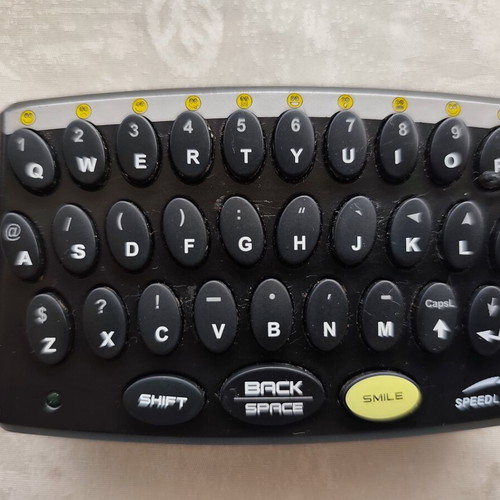 Speedlink Bluetooth Keyboard for PlayStation 3 used with USB receiver and controller stand