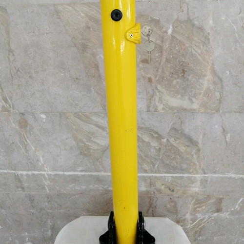 Car parking bar.