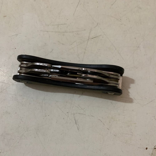 Multitool pocket tool used with various functions