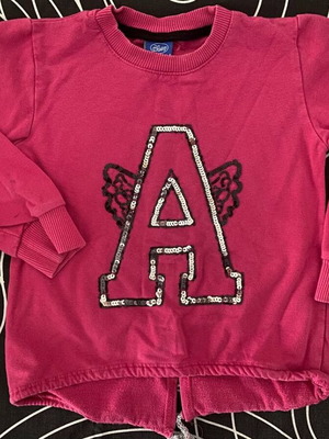 Disney sweatshirt size 4–5 years like new with sequins and wings