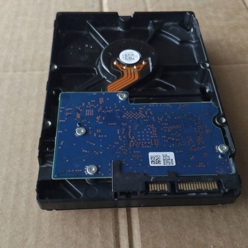 Toshiba PC P300 HDWD110 1TB SATA 6.0Gb/s hard drive