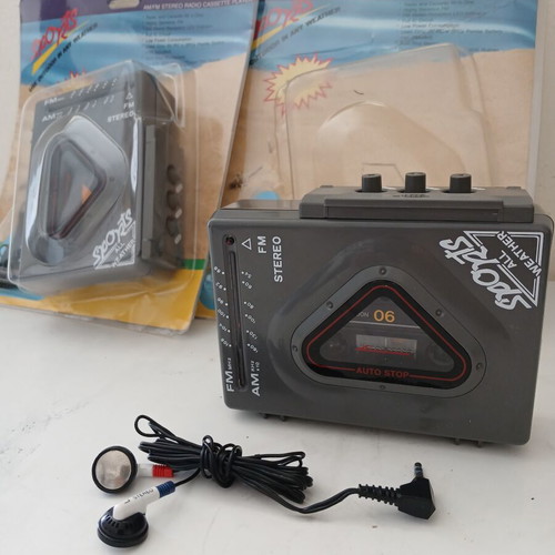 CROWN Sports All Weather AM/FM Stereo Radio Cassette Player New