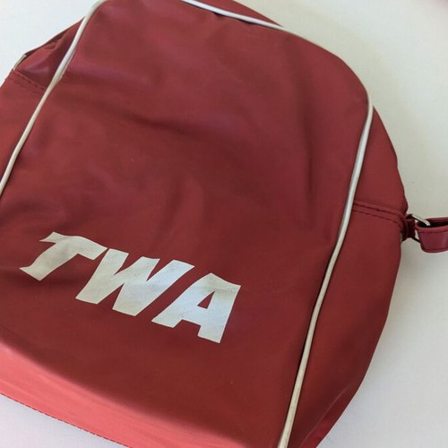 Vintage TWA Trans World Airlines Shoulder Bag like new, red