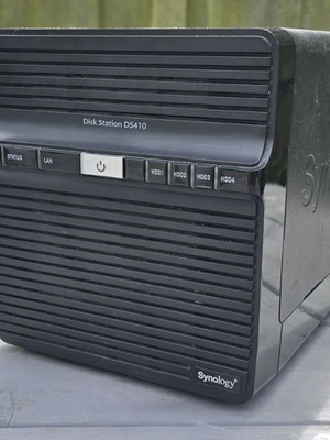 Synology DS410 NAS μεταχειρισμένο χωρίς δίσκους