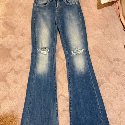 Fifty Carat jeans like new with knee rips, size 28