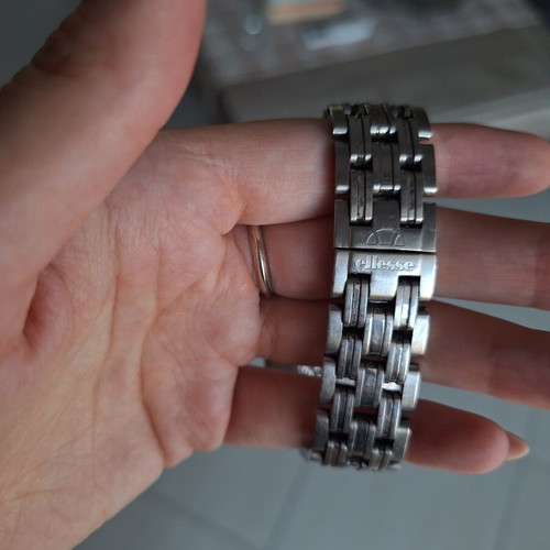 Ellesse women's wristwatch silver with white dial like new