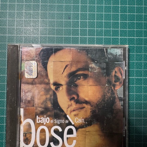 Bose Bajo el signo de Caín CD used