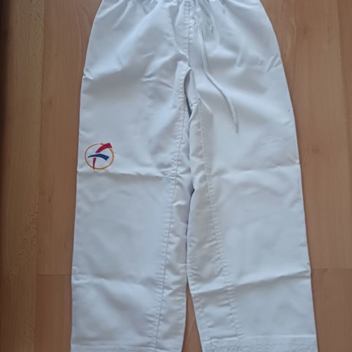 Taekwondo suit for height 130, like new