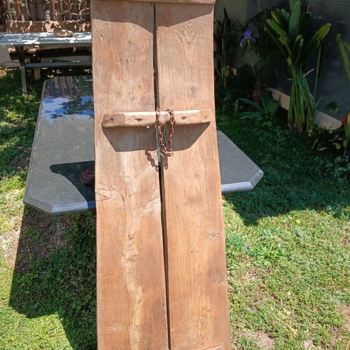Wooden harrow used with stone teeth