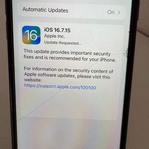 iPhone 8 64GB used with external rear crack, battery 89%