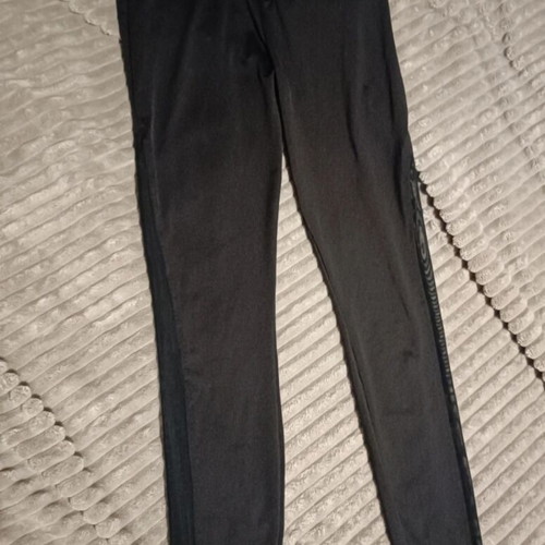Leggings with side transparency New Yorker like new, size S, black