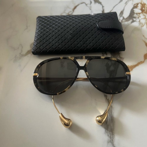 Bottega Veneta sunglasses model 2026 like new, brown and gold