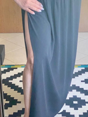 Calzedonia beach skirt like new, one size, black with large side slit