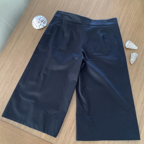 The Line Project black capri pants size S new