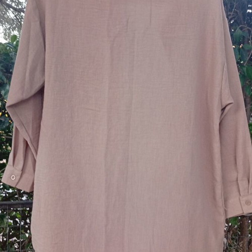 Women's shirt like new, size large