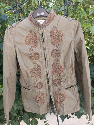 Zara cotton jacket with embroidered sequins size S like new