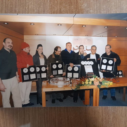 Photos like new from the platinum record award of Telos Dichos Telos