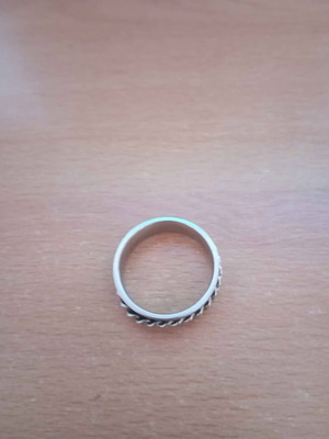 Titanium ring used, diameter 3cm