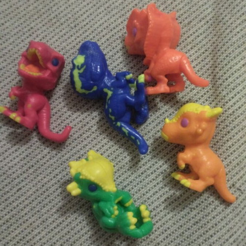 Dinosaur figures new from Kinter