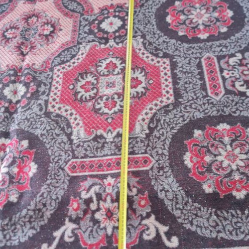 Woven rug like new, excellent condition