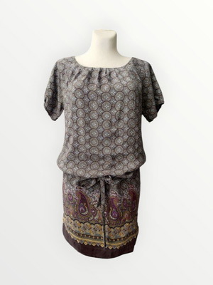 Silk boho dress like new, size M, multicolor
