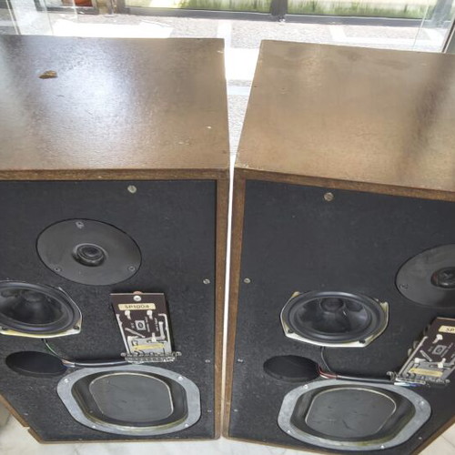 KEF SP 1004 speakers used