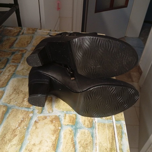 Parex ankle boots size 40 new, black