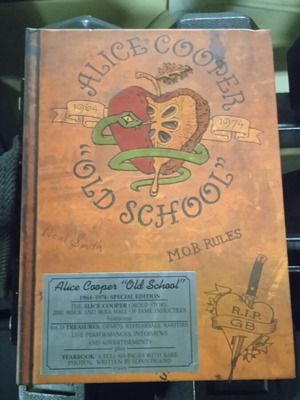 Alice Cooper Old School 1964-74 комплект 4 CD като нов