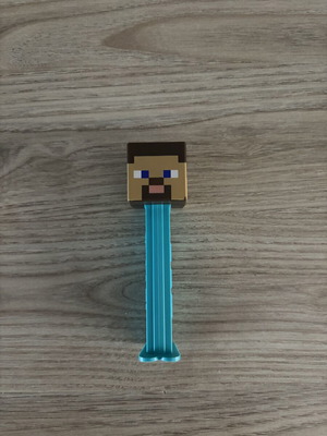 Pez Dispenser Minecraft Steve used collectible candy toy