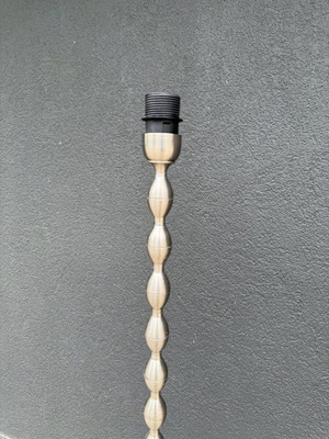 Floor lamp base