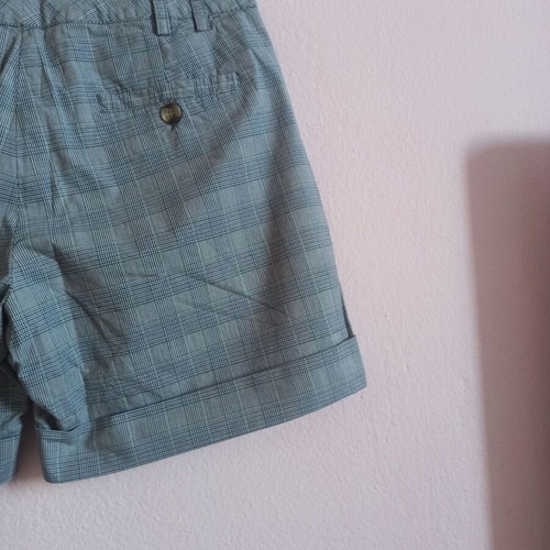 Benetton women's shorts medium like new, black and gray