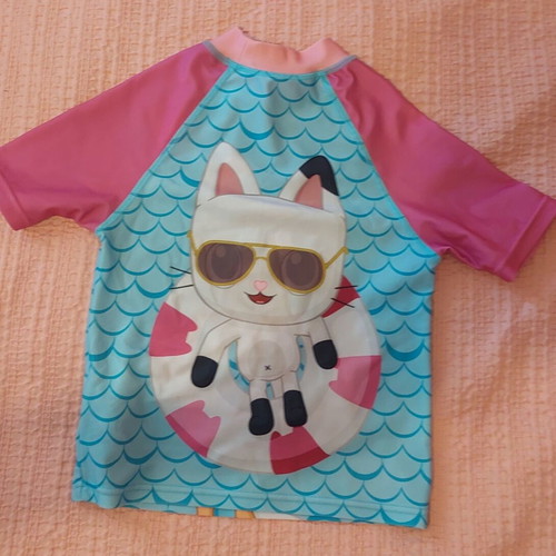 Gabby kids' swim shirt with sun protection, like new, colorful, size 104 cm