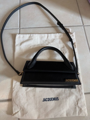 Jacquemus black bag - le chiquito long (100% authentic)