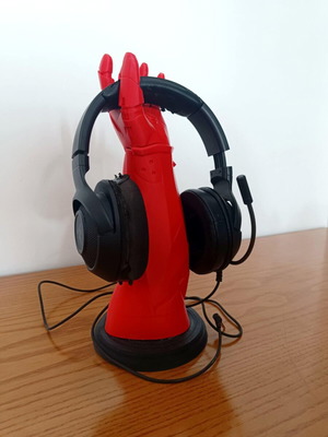 Iron Man Hand headset and controllers stand new