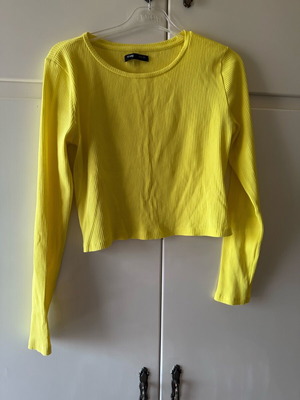 Sinsay T-shirt size XL like new, yellow