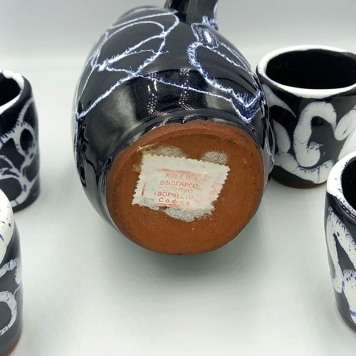 Vintage ceramic jug with 4 ceramic cups like new