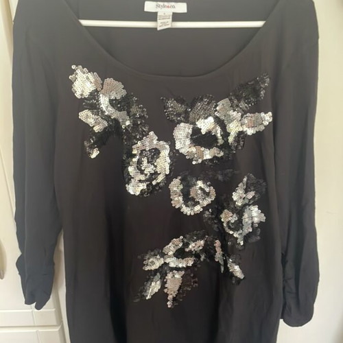 Style and Co women's blouse like new, size L