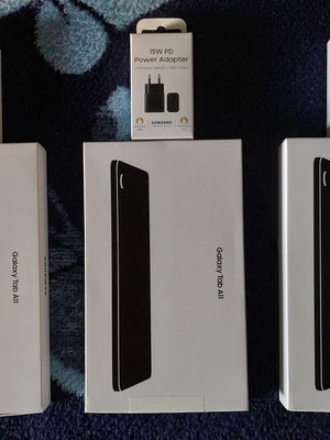 Samsung Galaxy Tab A11 8.7" WiFi & 4G tablet 4GB/64GB gray with charger