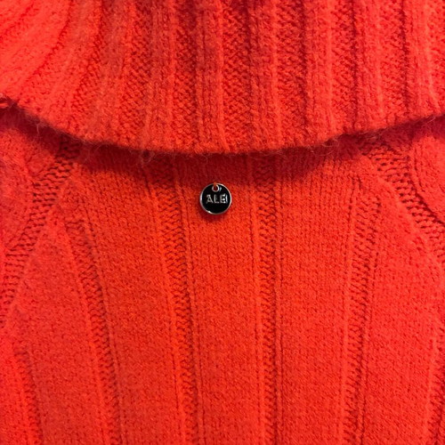 A.L.E. knitted turtleneck sweater like new, light orange, size L