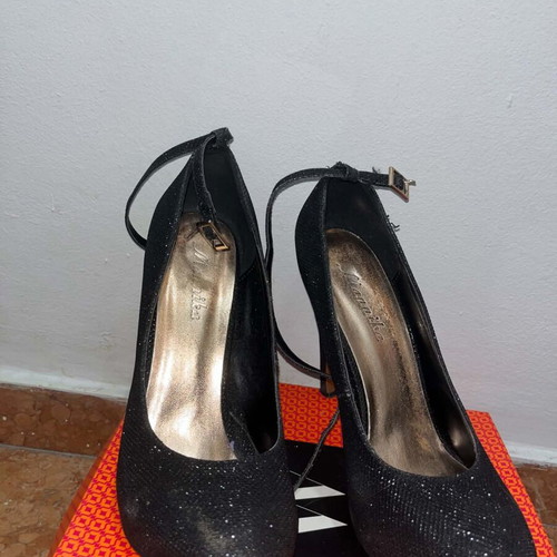 Black Pumps Size 39 New